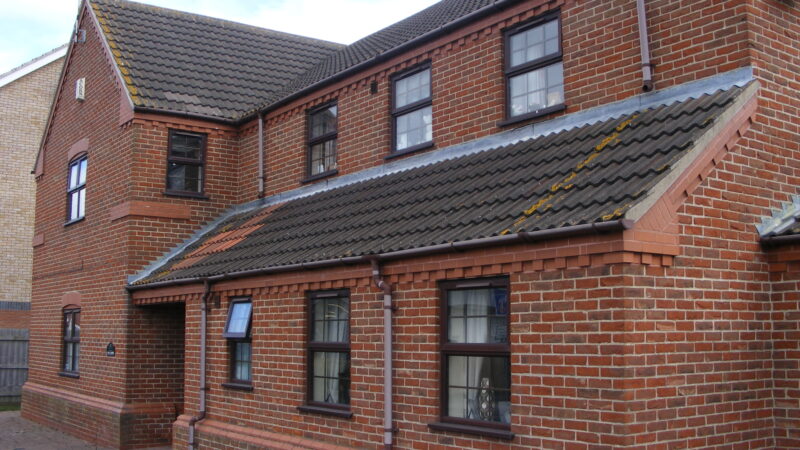 Oak Lodge